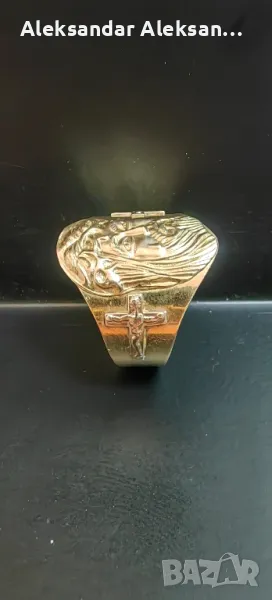 Златен пръстен със лика на ИСУС ХРИСТОС, снимка 1