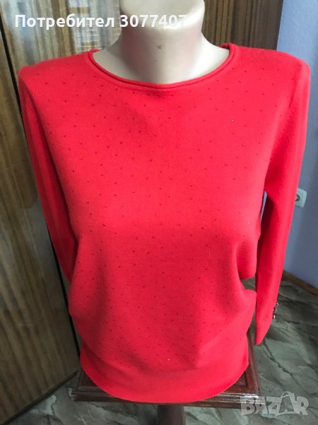 Червена блуза с фини камъчета, снимка 1