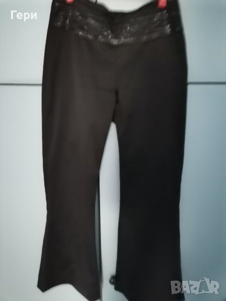 Черен дамски сатенен панталон Divided, снимка 1