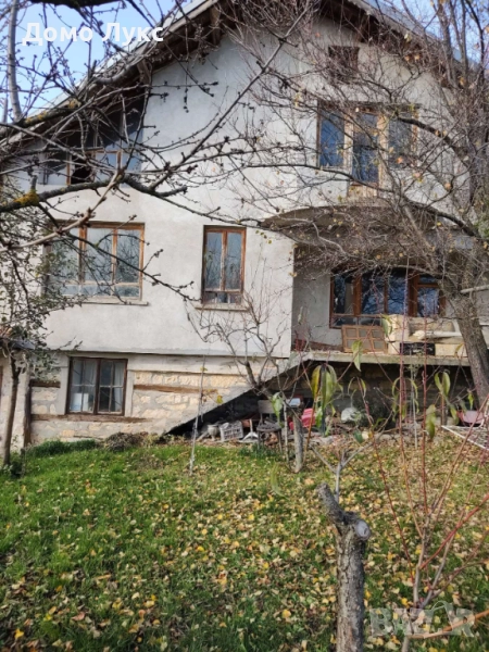 ПРОДАВАМ КЪЩА В С. МАЛЪК ПОРОВЕЦ, ГР. ИСПЕРИХ, снимка 1