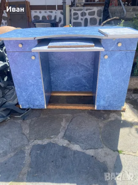 Ученическо бюро, снимка 1