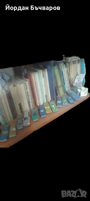 Търся Стари метални БЪЛГАРСКИ Мачбокс колички, снимка 1