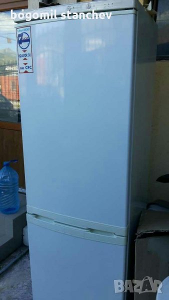  Хладилник с фризер с 2 комресора 330 л .  , снимка 1