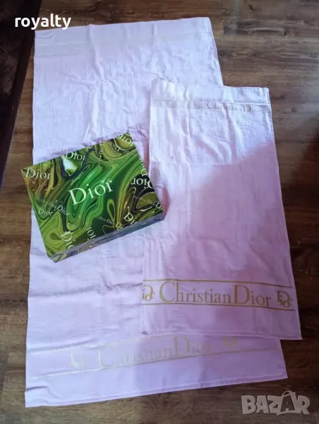 Christian Dior Комплект Лукс Хавлии, снимка 1