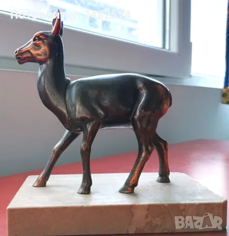 Ар деко бронзова скулптура статуетка върху мраморна основа., снимка 2 - Статуетки - 50048866