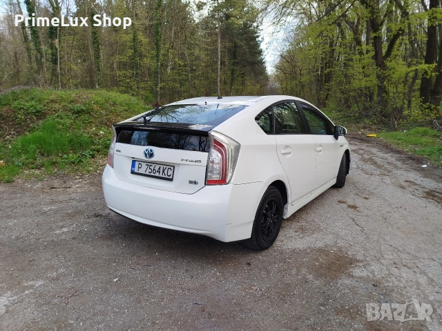 Toyota Prius, снимка 3 - Автомобили и джипове - 54173910