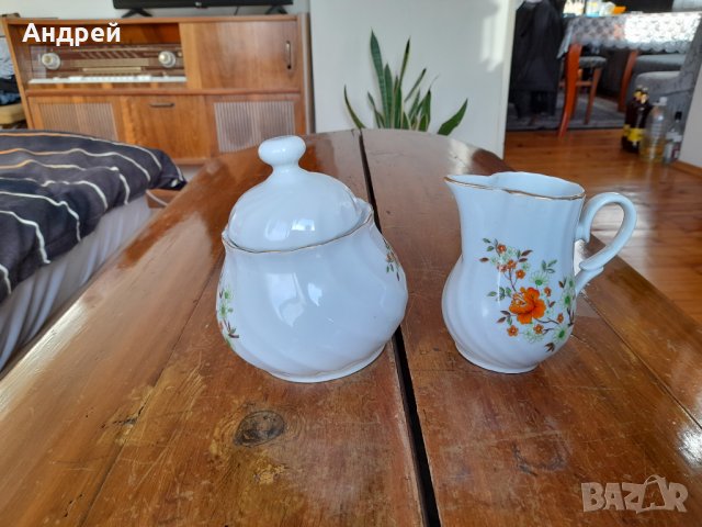 Стар комплект порцеланова захарница и каничка, снимка 2 - Антикварни и старинни предмети - 35504063