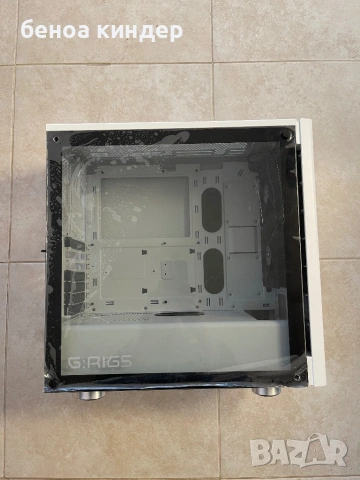 кутия Corsair 275R white