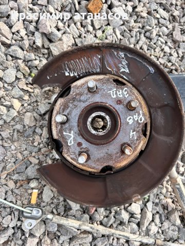 Шенкел заден десен за Тойота Рав 4.2006-2011г, снимка 2 - Части - 44500271