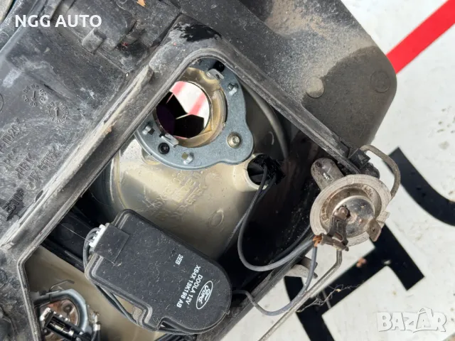 Фар за Форд Фокус 1, Ford Focus Mk1, 2M51-13W029-BD, снимка 5 - Части - 48303117