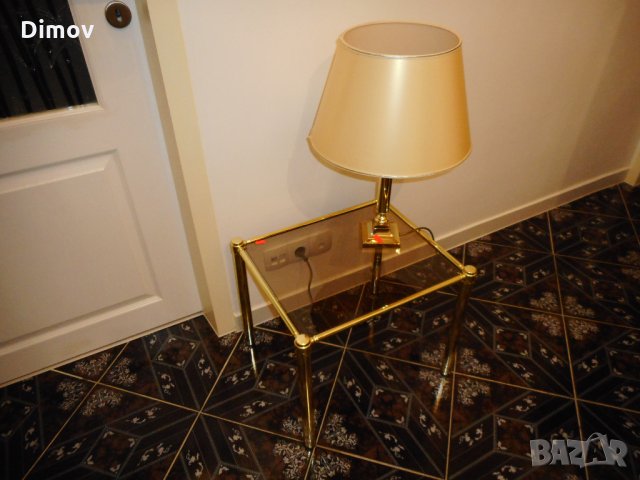 Масичка, шкавче, нощна лампа-златен обков.Дизайнерска мебел.Внос. , снимка 6 - Други стоки за дома - 31368724