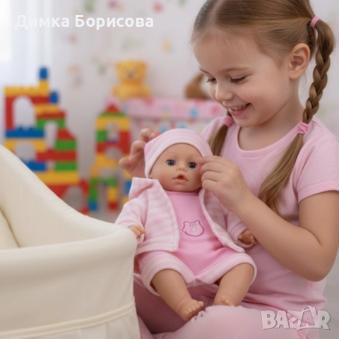 Кекла бебе с мигащи очички и зимни дрехи