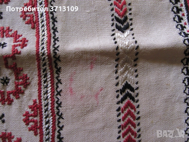 Старо каре , ръчна бродерия върху коприна 96х96см., снимка 4 - Антикварни и старинни предмети - 51834747
