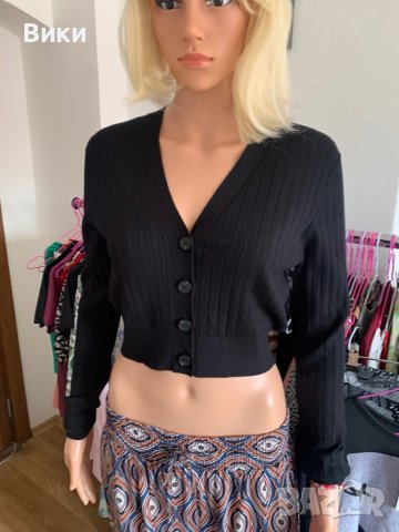 Черна жилетка в размер S, нова с етикет, снимка 1