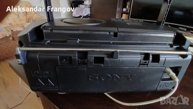 SONY CFD - V 10 CD RADIO CASSETTE CORDER, снимка 6 - Радиокасетофони, транзистори - 56171651