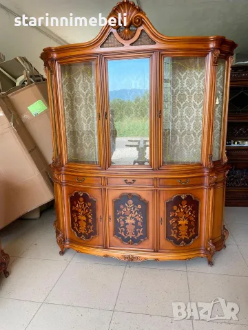 Изискана масивна витрина, снимка 3 - Секции и витрини - 56381948