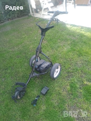 голф количка,количка за голф електрическа с двигател и дисплей.