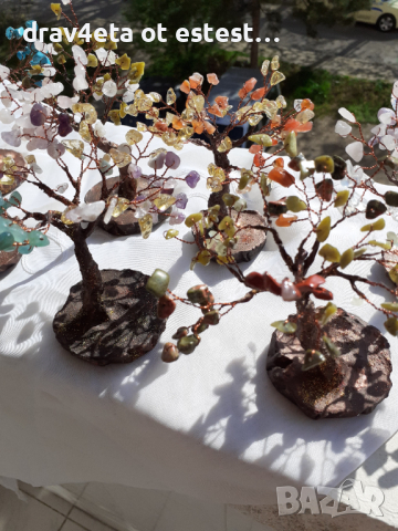 Дръвчета от естествени камъни, ръчна изработка