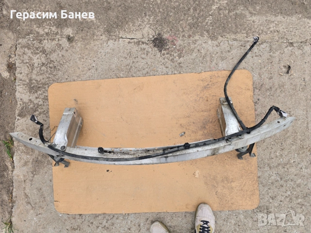 А2046201195 ГРЕДА ПРЕДНА БРОНЯ OEM MERCEDES W204 OM651 2014, снимка 2 - Части - 54274391