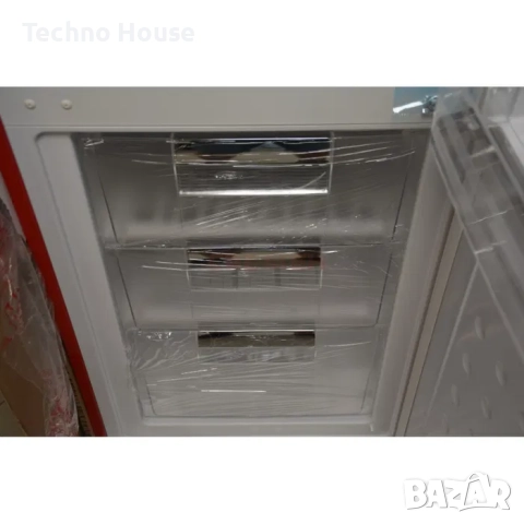 Ретро хладилник WOLKENSTEIN WKG265RT FR, снимка 5 - Хладилници - 52906282