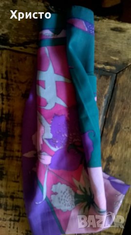 шал дамски коприна качествен и красив, снимка 3 - Шалове - 29314130