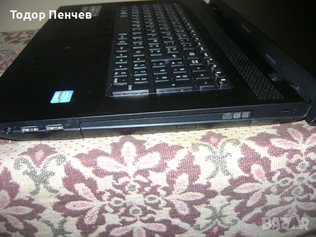 Lenovo G700 - 17 инча, Core i3, 8 GB RAM, 1 TB HDD, снимка 8 - Лаптопи за дома - 52755213