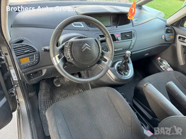 Citroen C4 Picasso ,  1.6 HDi 110 к.с., 2010 г. - нов внос!, снимка 10 - Автомобили и джипове - 47317279