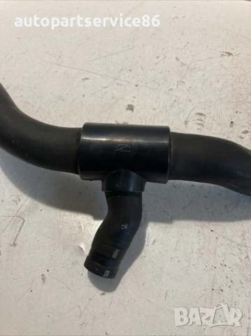 Маркуч за охлаждаща вода за Volvo C70 2.4 бензин (2008) 30723083, снимка 2 - Части - 54006360