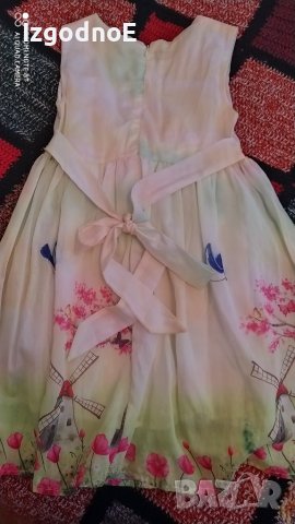 Красива Празнична детска рокля , снимка 2 - Детски рокли и поли - 38708316