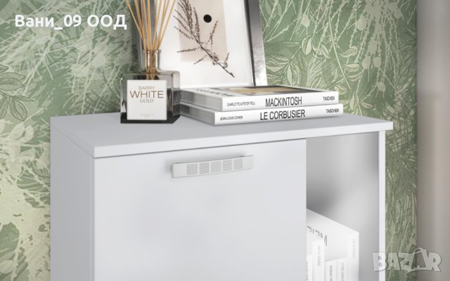 Шкаф-витрина в 2 цвята, снимка 6 - Секции и витрини - 42623021