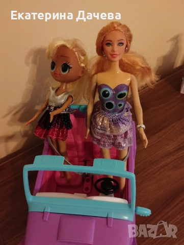 Продавам джип кабрио и две кукли Барби , снимка 3 - Кукли - 51687052