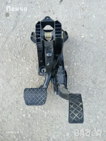 Педали за Vw golf 7 1.6 tdi 105 Automatik