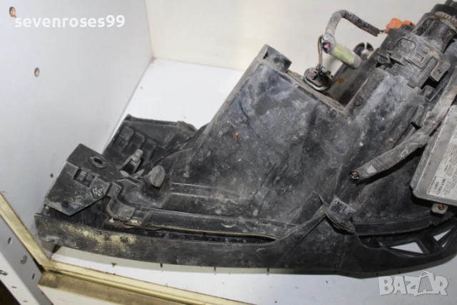 Фар десен Мазда 3 2008 2.3i 158hp Mazda 3 седан   xenon, снимка 6 - Части - 51225336