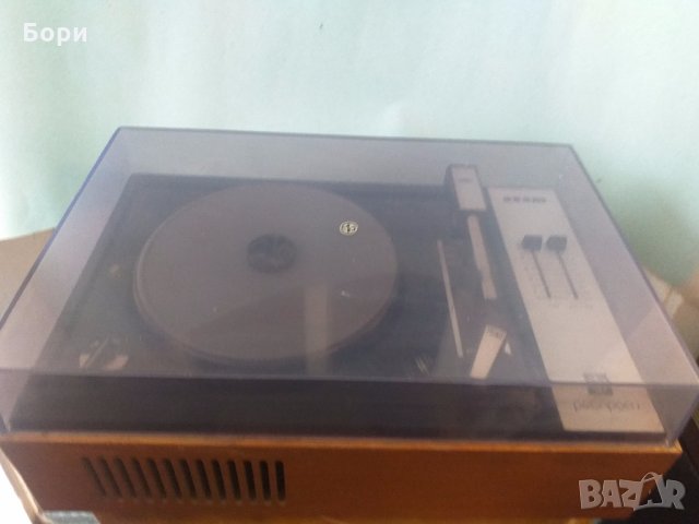 Грамофон АХАТ с усилвател, снимка 2 - Грамофони - 31945882