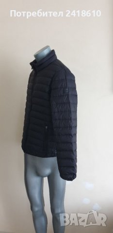 Armani Jeans AJ Mens Down Jacket Size 52/L  ОРИГИНАЛ! Мъжко пухено Яке!, снимка 13 - Якета - 38186452