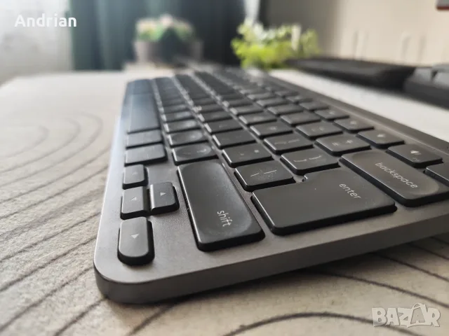 Клавиатура Logitech MX keys mini , снимка 3 - Клавиатури и мишки - 56245089