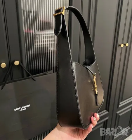 Saint Laurent Le 5 À 7 Hobo Bag – Black, снимка 5 - Чанти - 56467777
