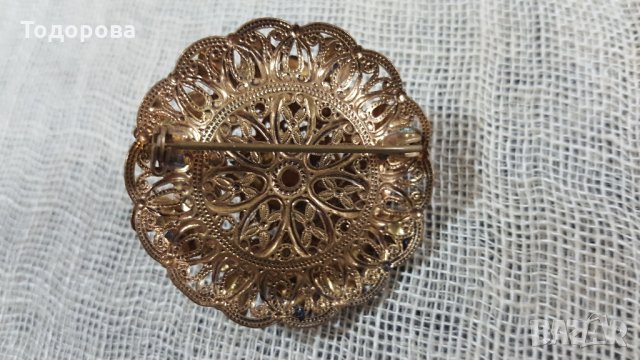 Старинна позлатена брошка с перли, снимка 3 - Антикварни и старинни предмети - 31031195