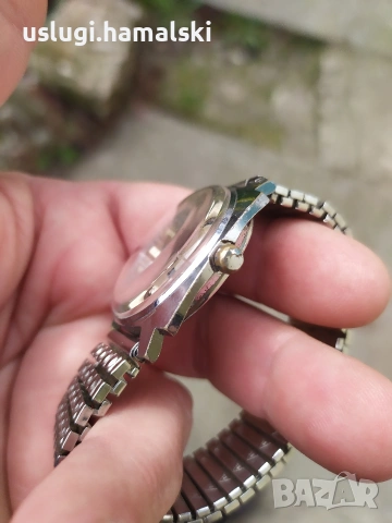 Ретро швейцарски часовник Dugena, снимка 3 - Антикварни и старинни предмети - 53922328