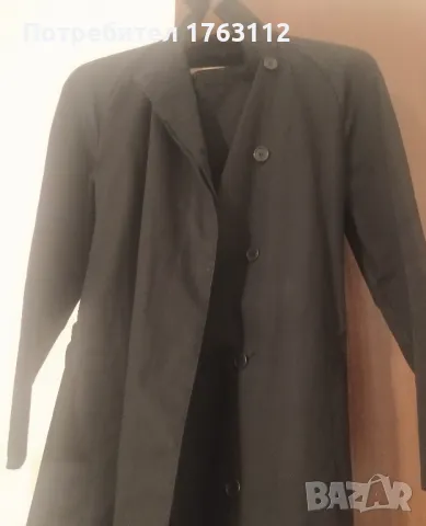 French connection дамски шлифер, размер 10/M, с копчета, колан и цепка отзад, снимка 2 - Палта, манта - 49341831