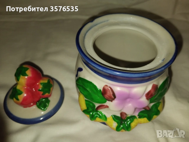 Продавам порцеланово бурканче - захарница., снимка 2 - Други - 53309880