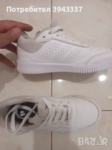 Детски кецове Adidas , снимка 3 - Детски маратонки - 55969941