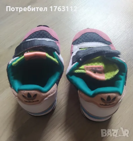 Adidas детски маратонки, 22 номер, обувани веднъж, снимка 1 - Детски маратонки - 49342359