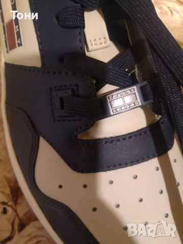 TOMMY HILFIGER Оригинал Нови Дамски Маратонки от Естествена Кожа 41, снимка 4 - Маратонки - 52542424