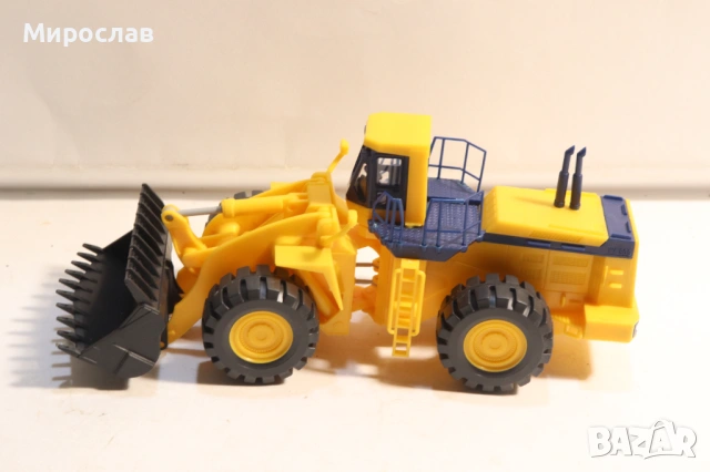 KIBRI H0 1/87 ФАДРОМА БУЛДОЗЕР ТОВАРАЧ КАМИОН МОДЕЛ, снимка 2 - Колекции - 54226139