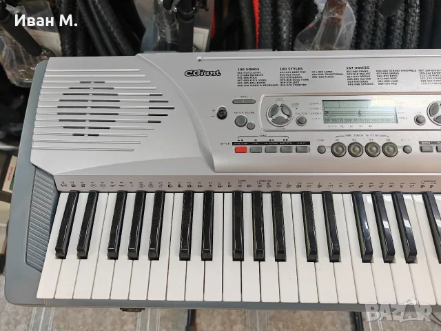 Синтезатор / йоника C. giant M10 , снимка 2 - Синтезатори - 55805418