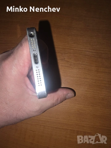 iPhone SE, снимка 3 - Apple iPhone - 50548013