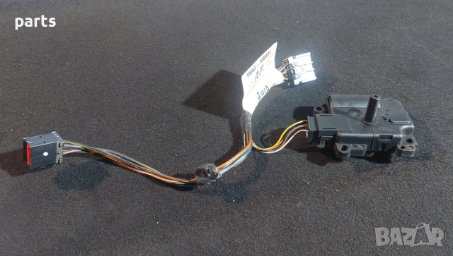 Моторче Клапи Парно Форд Фокус Мк1 (3) - XS4H19E616AD - 98AG18B604 N, снимка 7 - Части - 44516451