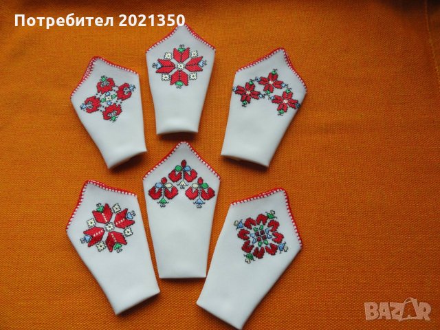 Ръчно бродирани копринени кърпички - български мотиви, снимка 1 - Ръчно изработени сувенири - 34423175