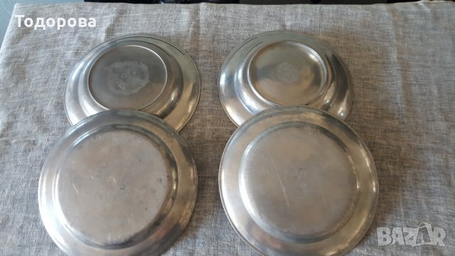 Комплект метални чинии от началото на миналия век, снимка 5 - Антикварни и старинни предмети - 29210096